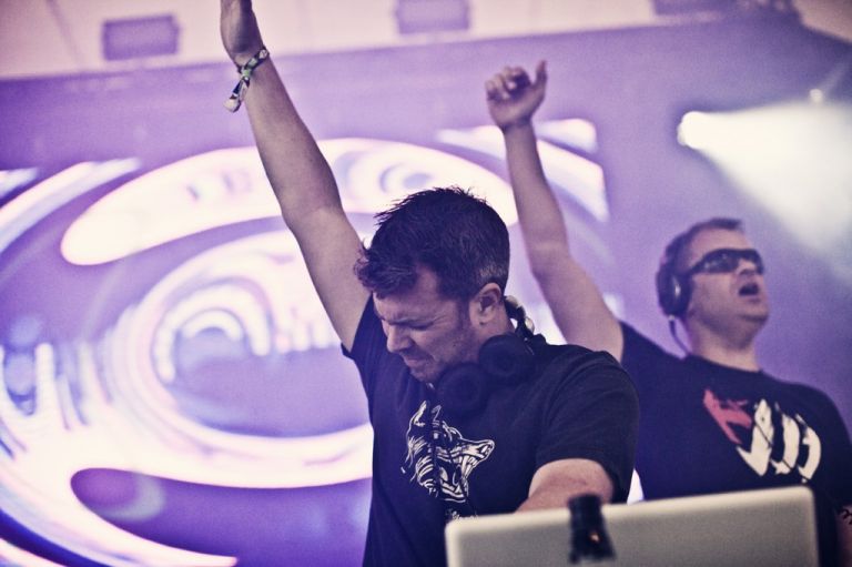 glastonbury-festival-photography-stanton-warriors