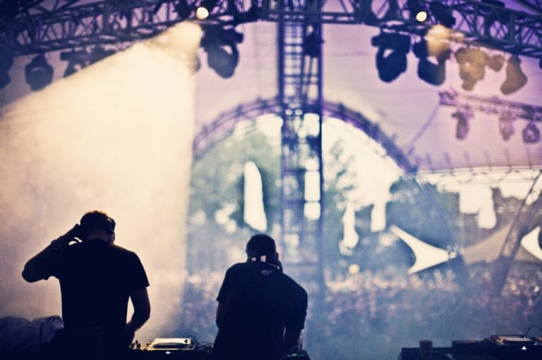 glastonbury-festival-photography-stanton-warriors