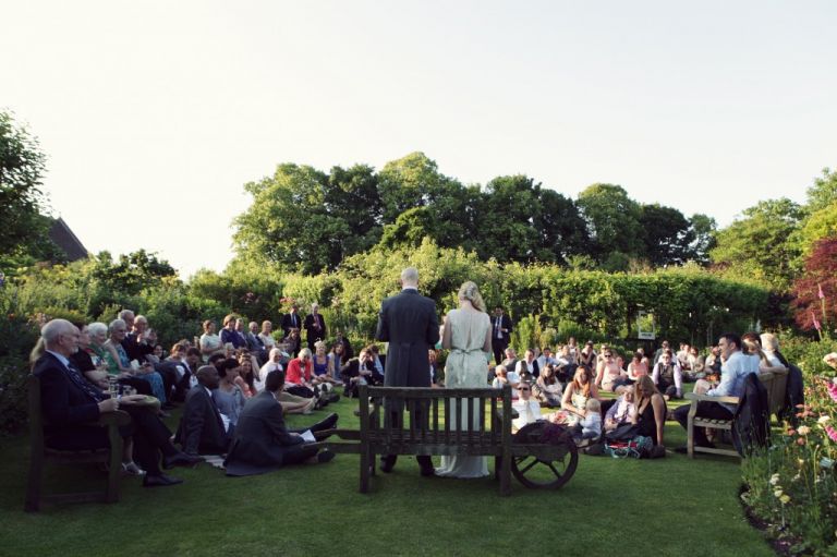 abbey-gardens-wiltshire-bath-wedding-photography-lee-niel-bath-wedding-photographer-bath-wedding-photography